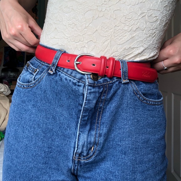 Red belt - Picture 2 of 3